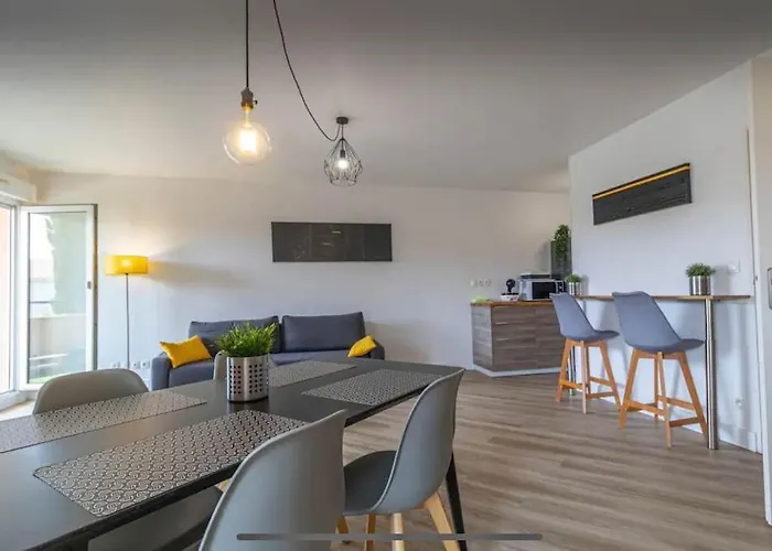 Apartamento *t3*toulouse Purpan+parking+piscine